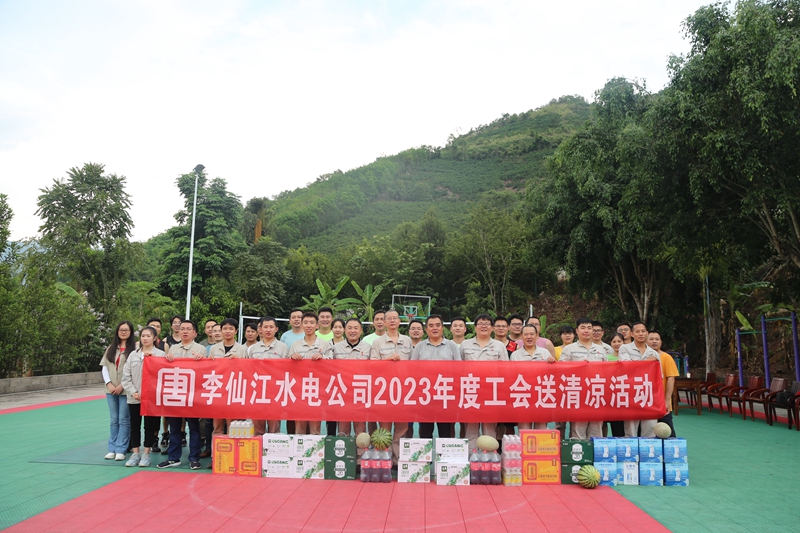 梁迪 摄 (1)_副本.jpg