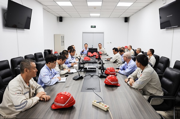 生产调度会.jpg