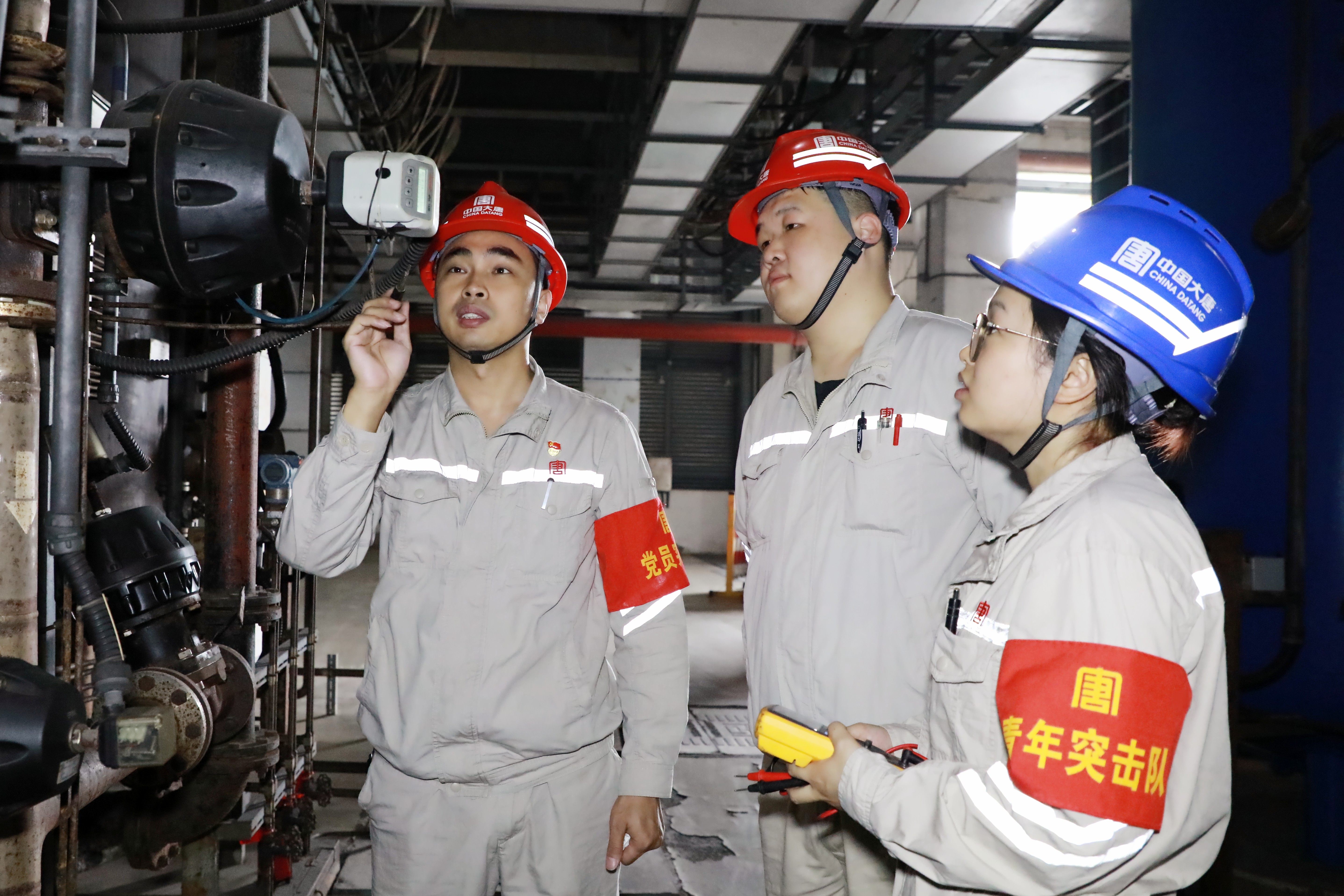 1714974266116034450.jpg 合山发电公司开展3号机组大修工作 (2)_副本.jpg