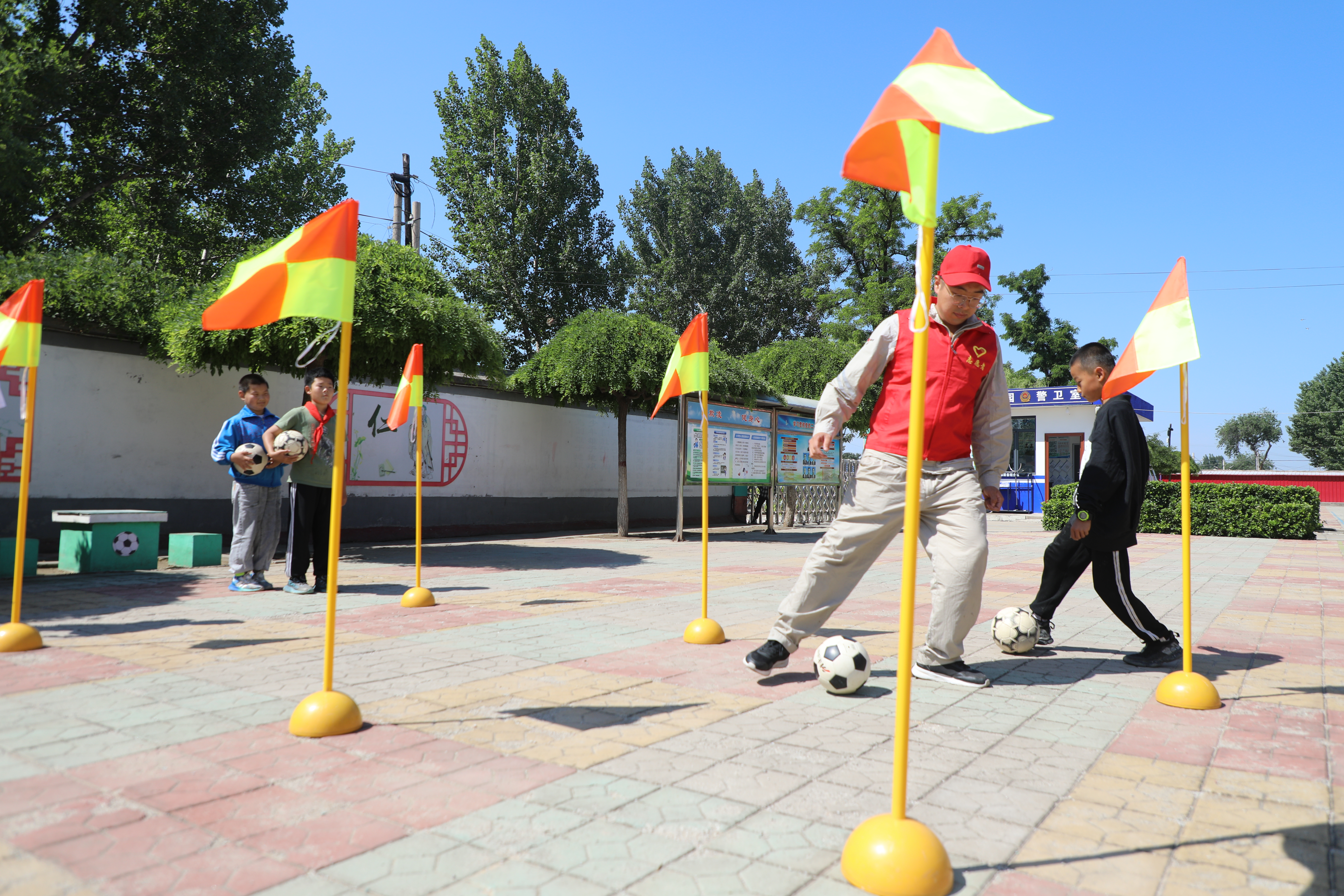 【现场风采】丰润热电公司：“大唐启明星课堂”走进大孟各庄小学 (6).jpg